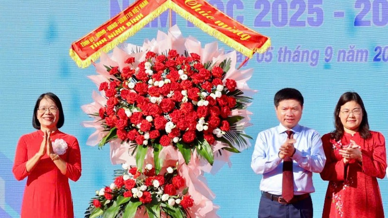 Tưng bừng khai giảng năm học mới 2025-2026 tại trường mầm non Nghĩa Lâm Tưng bừng khai giảng năm học mới 2025-2026 tại trường mầm non Nghĩa Lâm